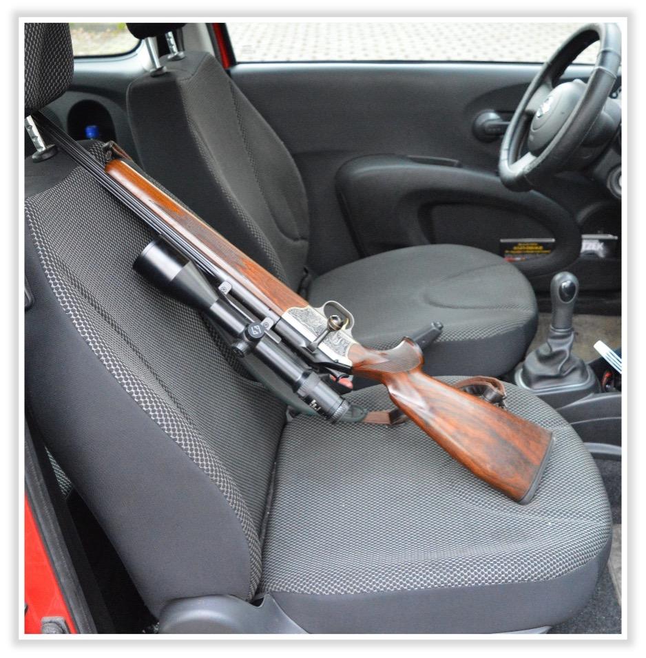 zugriffsbereite Waffe<br>